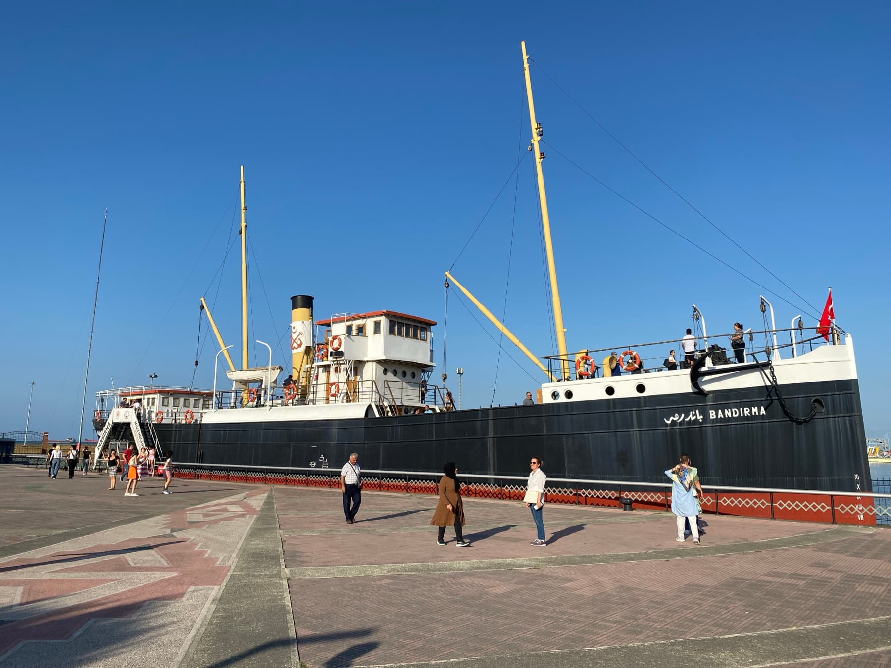 Samsun Bandırma Vapuru ve ziyaretçiler